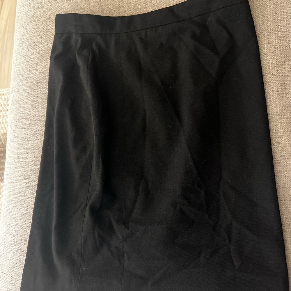 Ann Taylor Black Pencil Skirt Size 2P